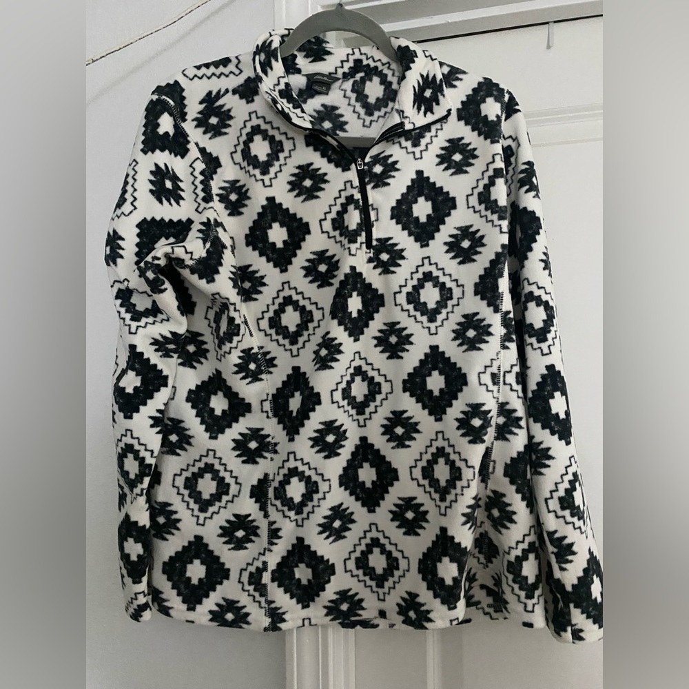 Eddie Bauer Quarter zip jacket